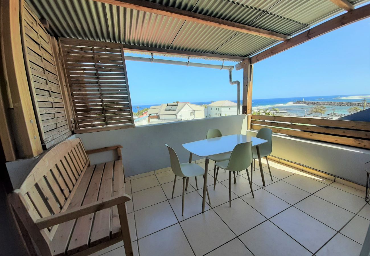 Appartement à SAINT-PIERRE - GABY 1